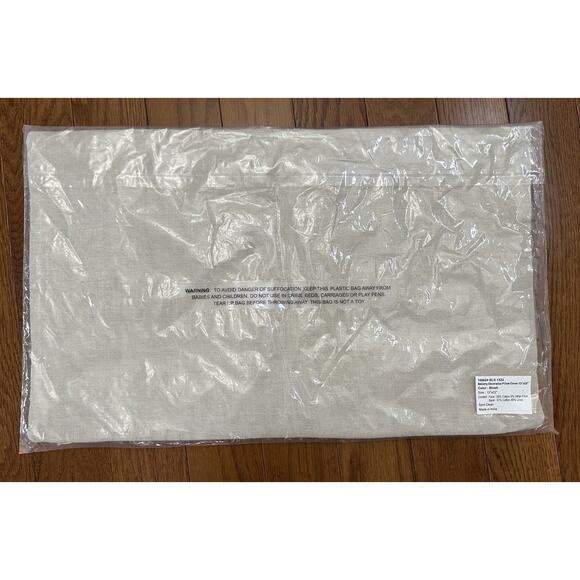 Frontgate Bellamy Blush Decorative Pillow Cover 13x22 NWT - Picture 3 of 4